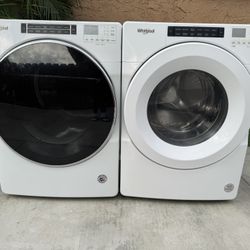 Whirlpool Large Capacity Washer And Dryer 