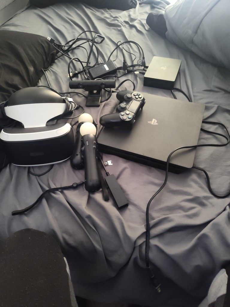 PS4 Slim 1tb With PS VR 