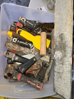 Drywall, Painting, & Masonry Tool Sale - Trowels, Floats, Scrapers, Knives