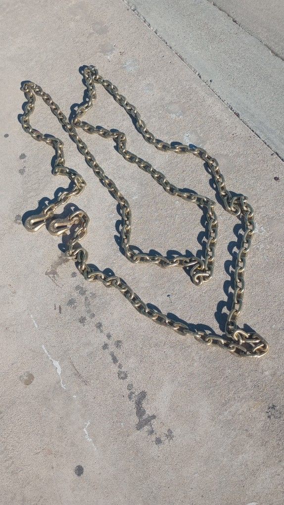 Heavy Duty Tow Chain 18' $30$ (Deal)