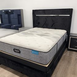 🌟💥🌟BEAUTIFUL BEDROOM SET ONLY $899🌟💥🌟 BLACK VELVET!!!
