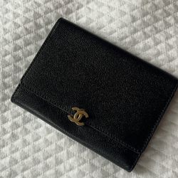 CHANEL CAVIAR any/obo TRIFOLD CLUTCH 9/10 CONDITION 