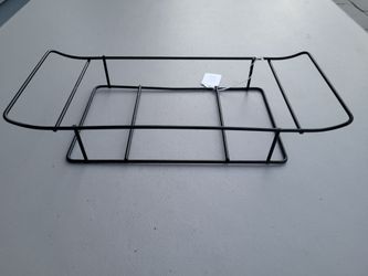 Metal serving holder for 6x10" casserole dish