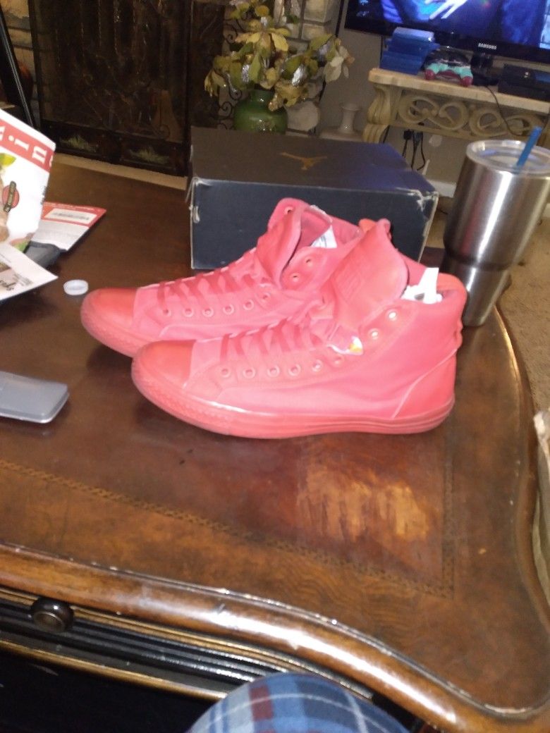Men Size 10 Converse All Stars