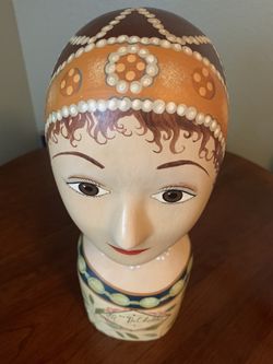 VINTAGE: Hand-Painted Millinery HAT Mannequin: Mme De 