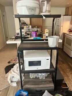 Kitchen appliance stand