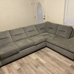 Sectional Couch Never Sat In Freshly Steam Cleaned Professionally