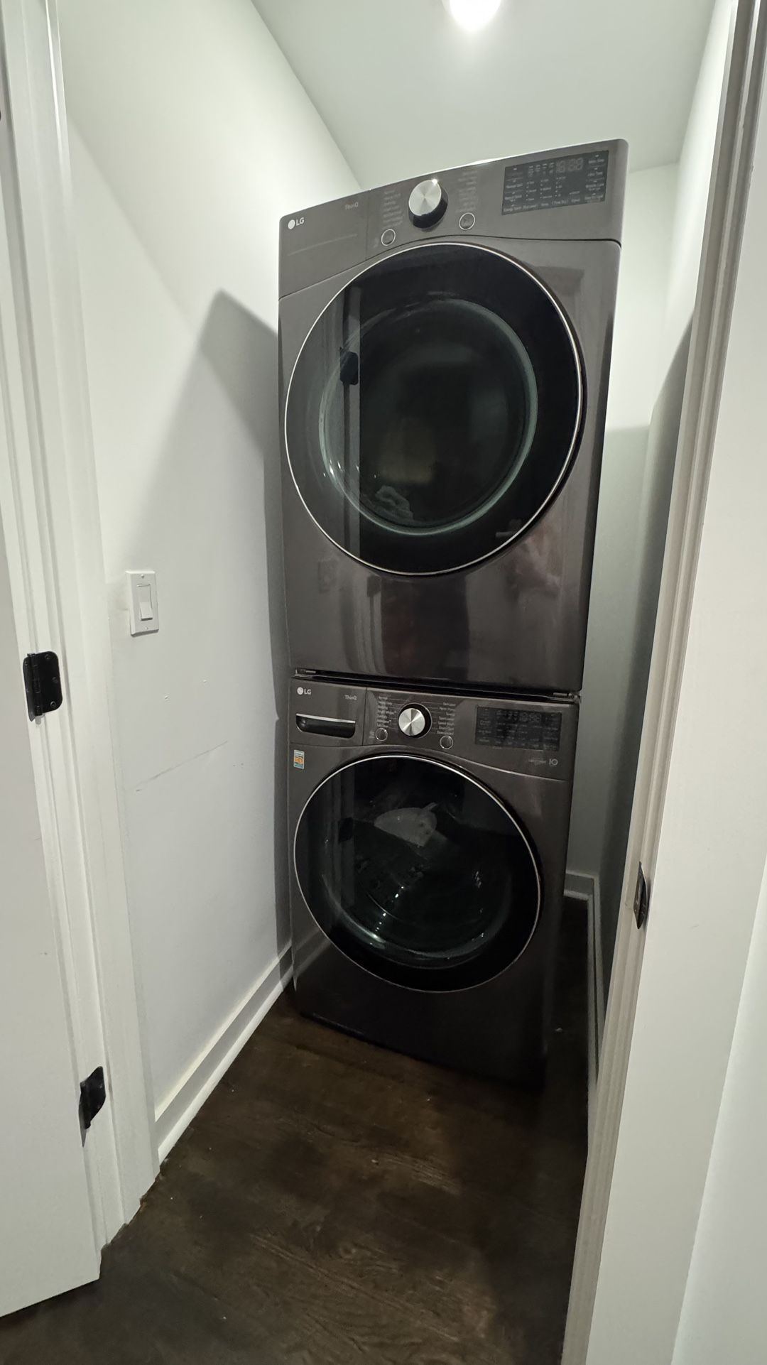 LG Washer & Dryer Set