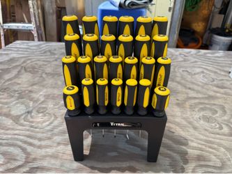 TITÁN 27 Piece Professional Magnetic Screwdriver Set