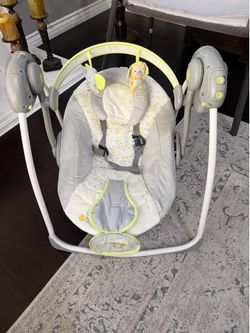 Ingenuity Motorized Baby Rocker
