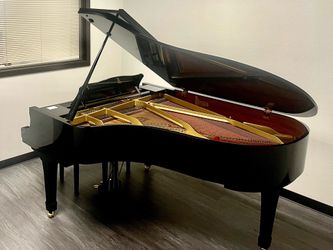1990 Yamaha G5 Grand Piano