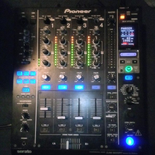 Pioneer Serato DJ Mixer