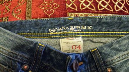 Beautiful jeans size 4 banana republic