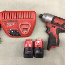 Milwaukee Cordless M12 Impact Driver Kit 12V Lithium Li-Ion