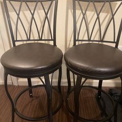 2 Barstools 