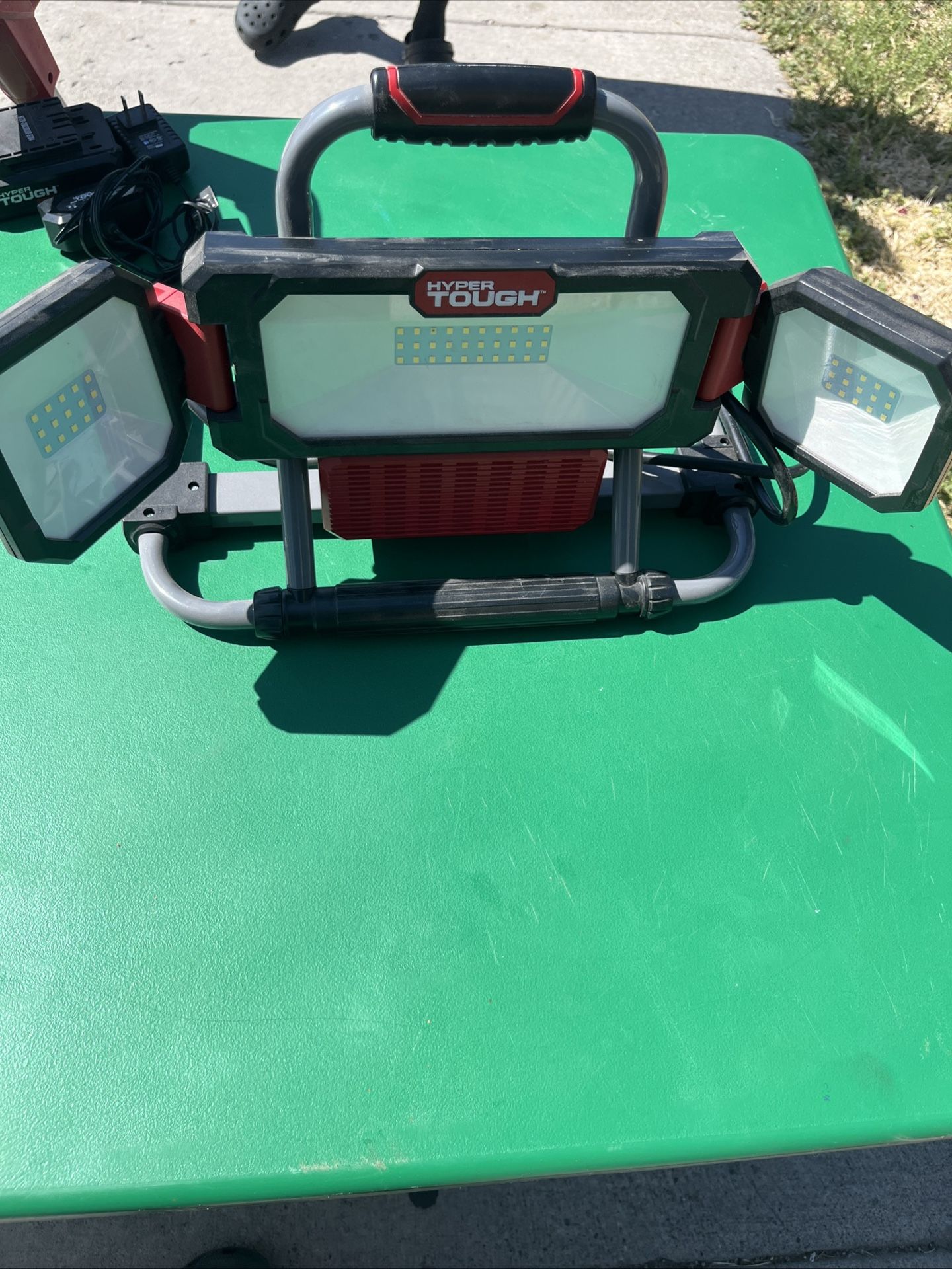 Hyper tough Light