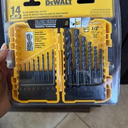 Brand New - DeWalt 14 Piece Black Oxide Drill Bit Set with Case