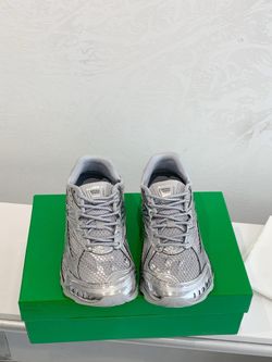 Silver bottega