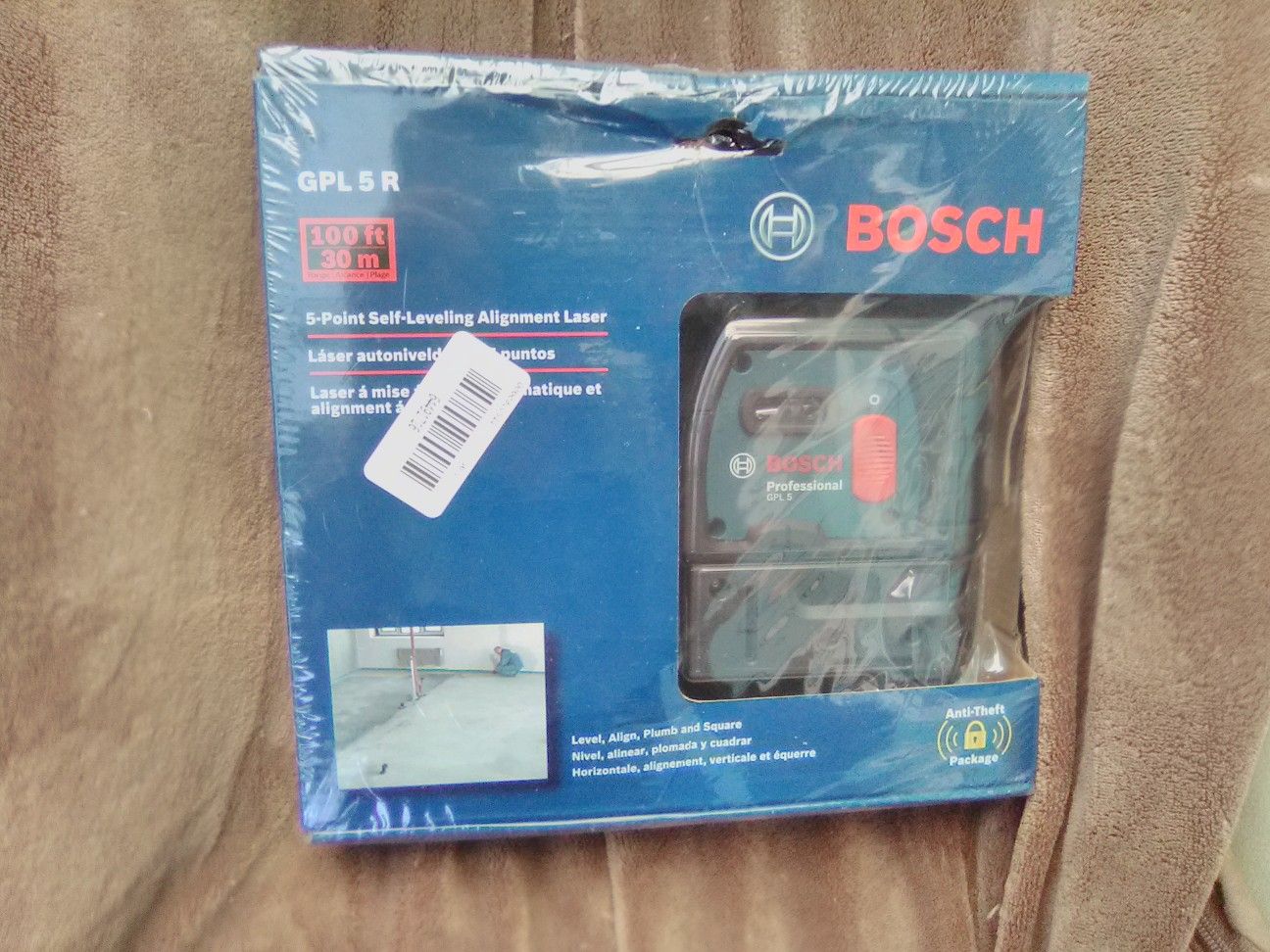 (MODEL GPL 5 R) BOSCH 100-ft SELF-LEVELING LINE GENERATOR BEAM LASER LEVEL WITH PLUMB POINTS