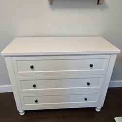 Twin Bed & Cabinet Bedroom Set From Costco 