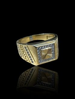 14K Square Shape Ring 