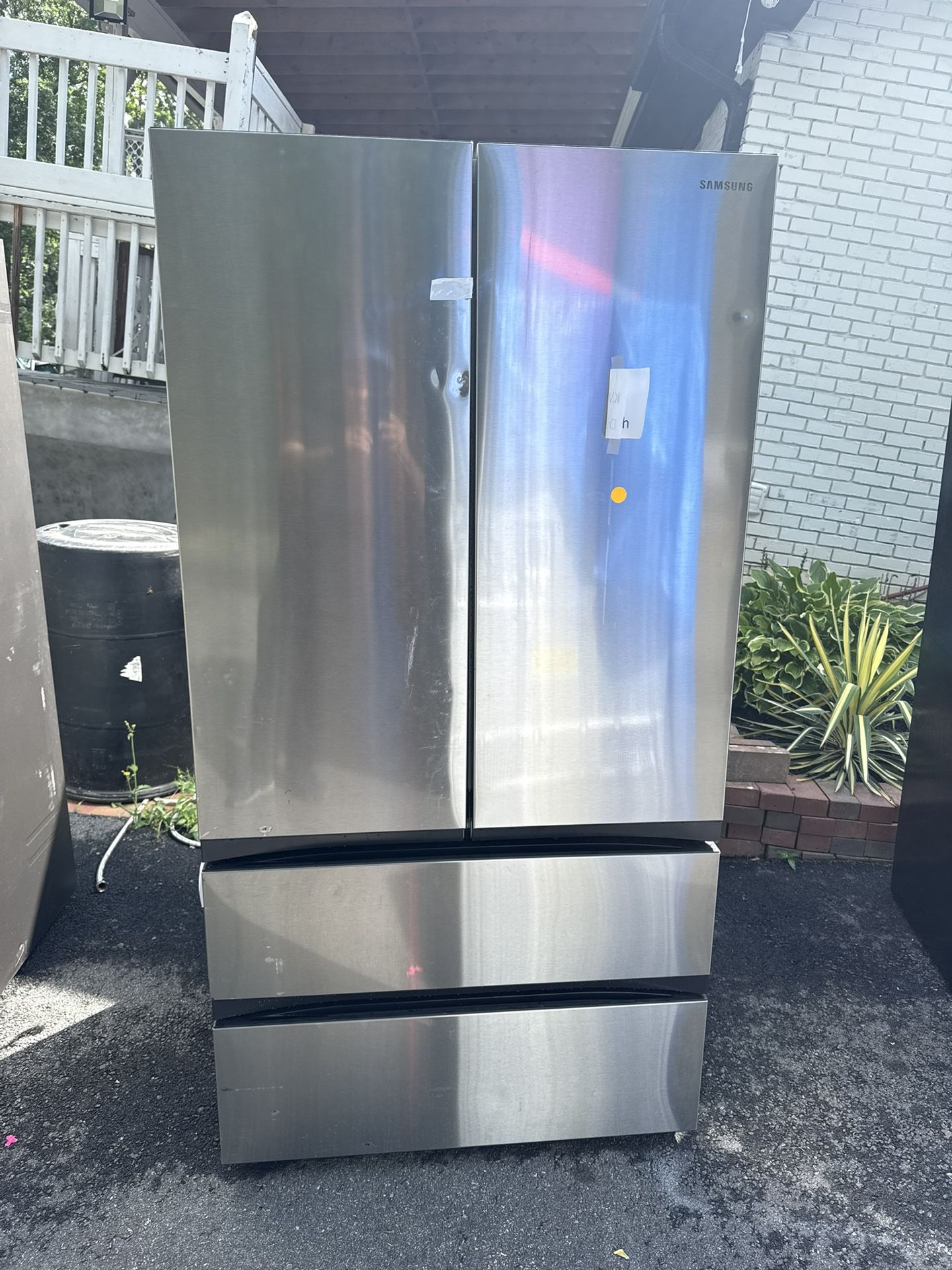 Scratch And Dent Samsung Refrigerator $799
