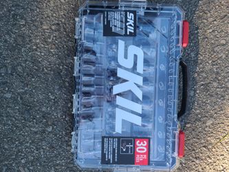 SKIL 30-Piece Carbide-Tipped Router Bit Set