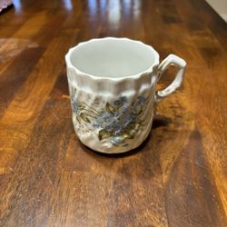 Vintage mug 