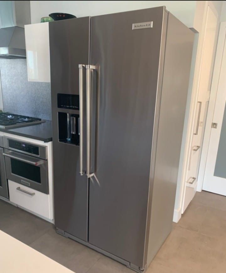 Refrigerator Kitchen Aid