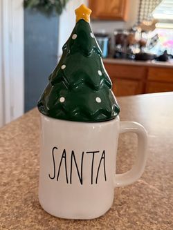 Rae Dunn mug w/topper