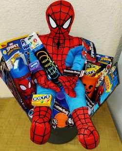 SPIDER MAN , HALLOWEEN BOO BASKET. ( PICK UP IN MODESTO)