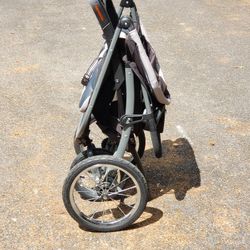 Like New Graco Fastaction Folding Jogger Stroller