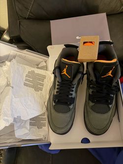 Jordan 4 undefeated size 10.5 VNDS