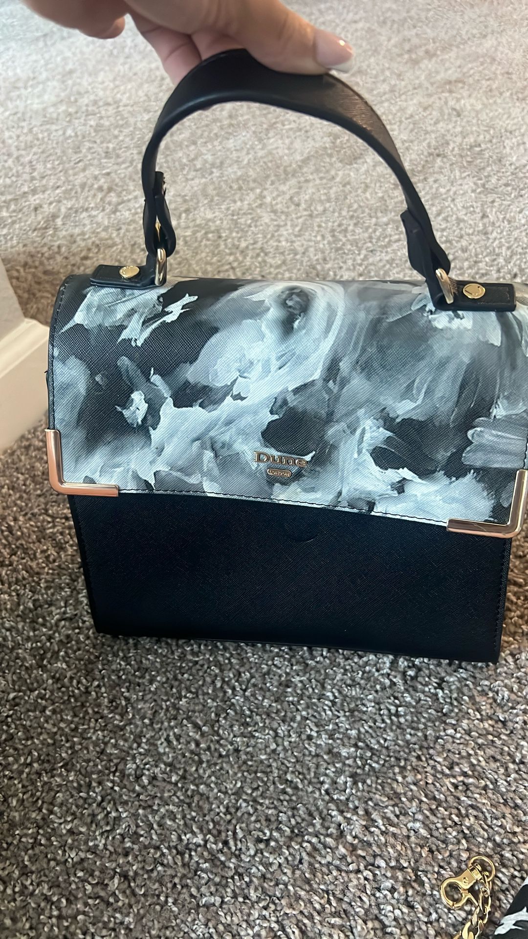 black and grey dune bag with coin pouch