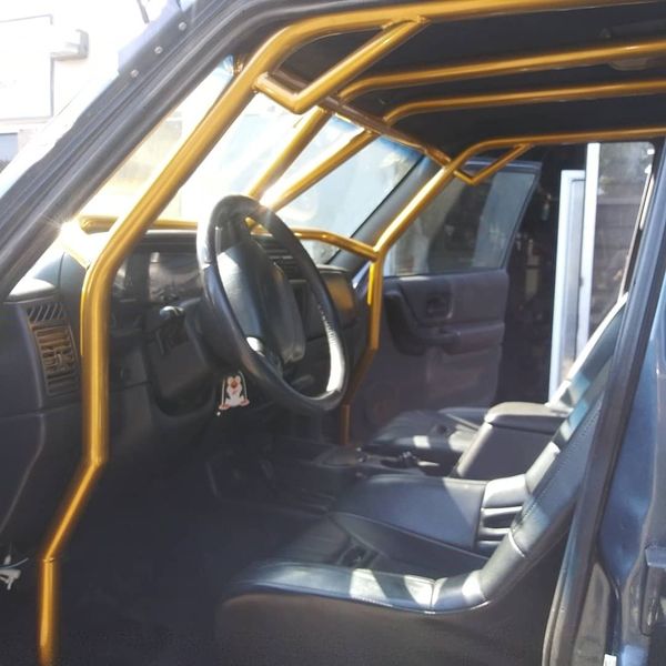 Jeep cherokee xj full roll cage for Sale in Fontana, CA OfferUp