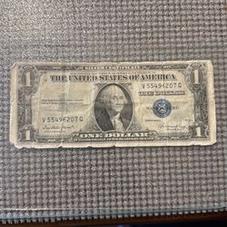 Silver Certificate Blue Stared One Dollar Bill Series 1935 E 