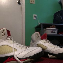 Jordan 5s Fire Reds And Cements