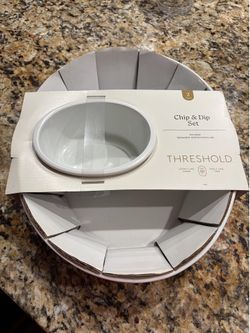 Chip & dip bowl