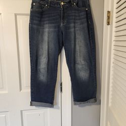 Ladies Jean Capris Size 14 