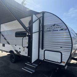 2023 East To West Della Terra 175bhle Travel Trailer 
