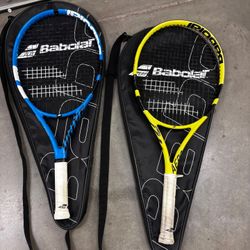 Matching tennis rackets 