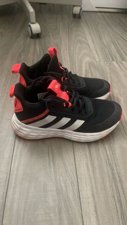 Adidas Ownthegame 2.0 Kids Basketball Shoes Size 3