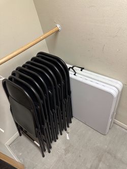 Folding table (6 ft) & 8 Folding Chairs / Almost NEW Condition - $125