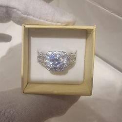 Luxury Diamond Ring Size 9