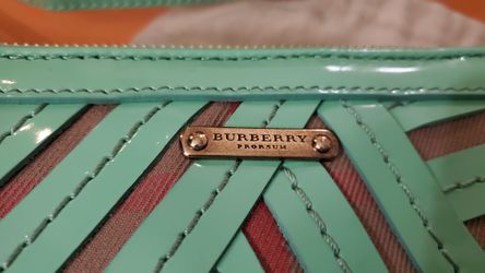 Authentic burberry clutch bag!