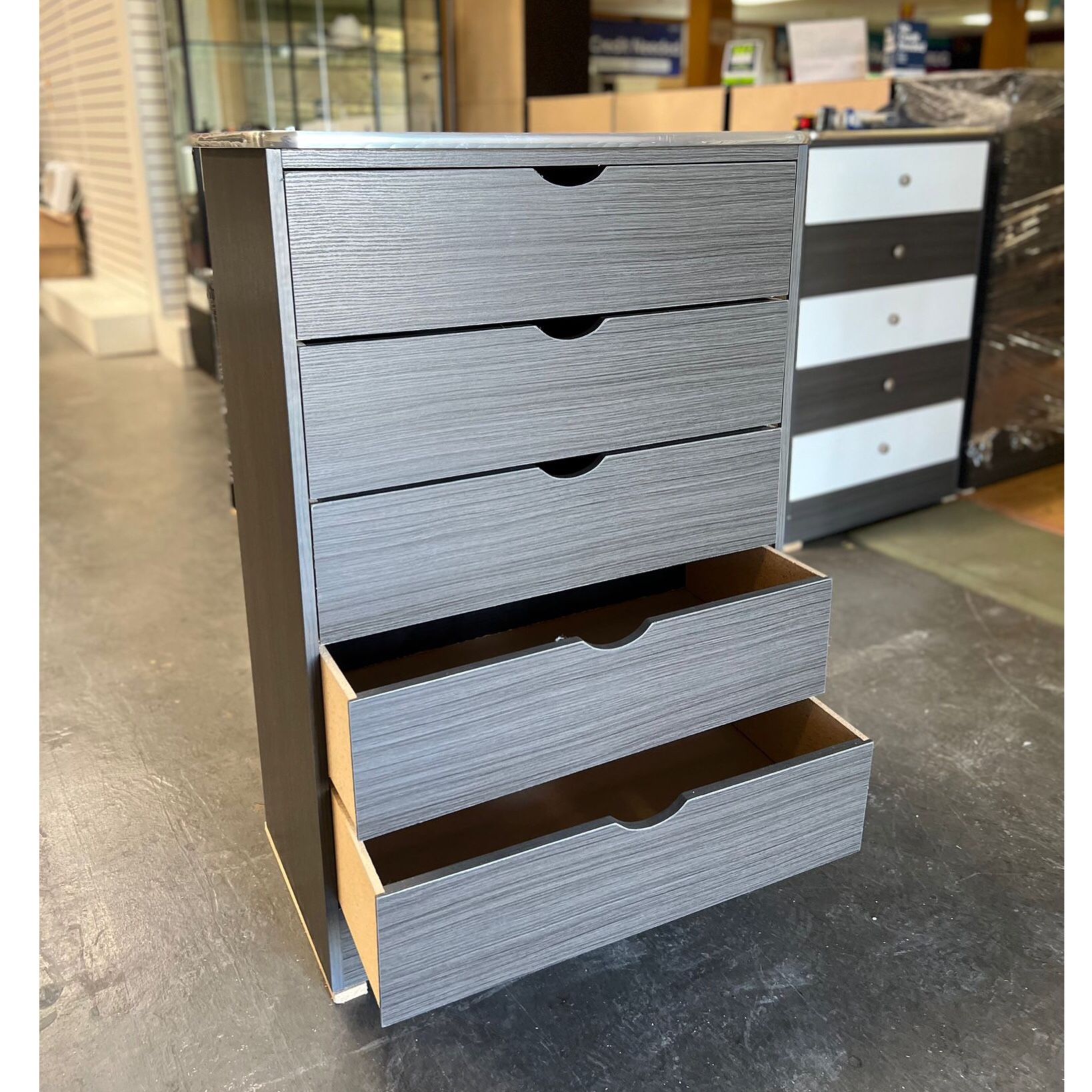 5 Drawer Dresser