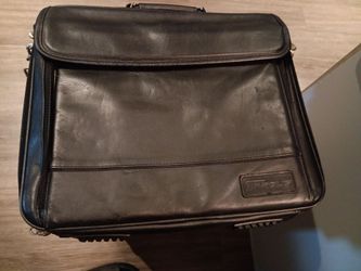 Targus Black Leather Laptop Bag