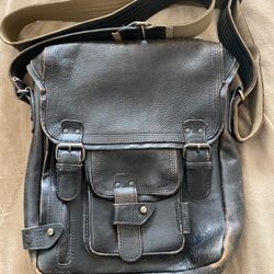 Aunts & Uncles Vintage Leather Handbag 