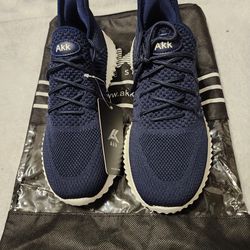 NWT Womens Sz 8.5 Akk Navy Mesh with White Soles Breathable Walking Shoes