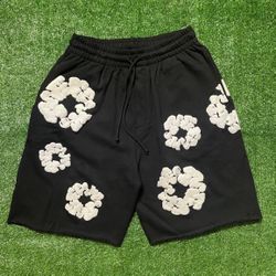 Black Denim Tears Shorts – Size M